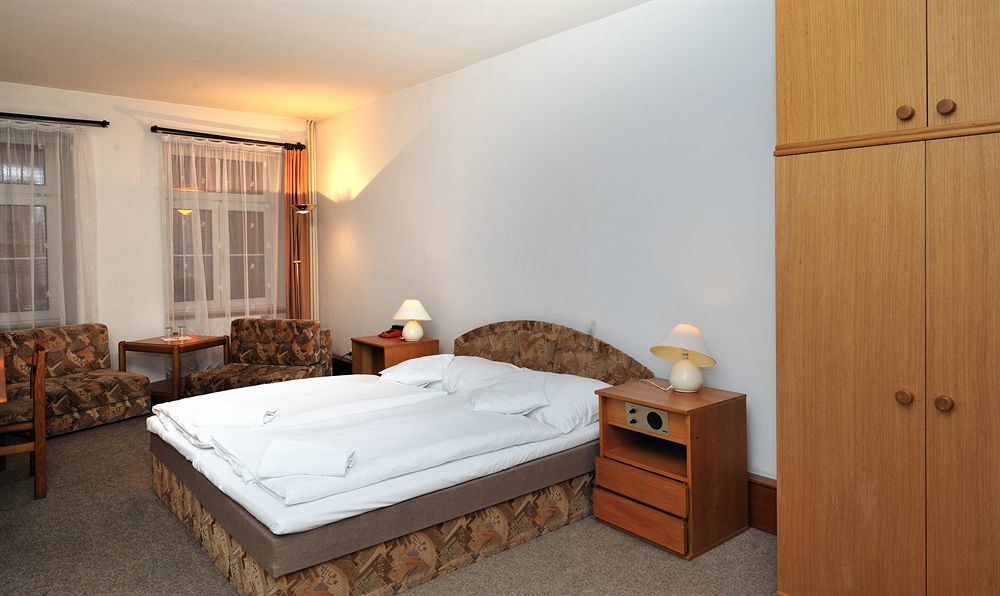 Hotel Adam Trutnov Eksteriør bilde